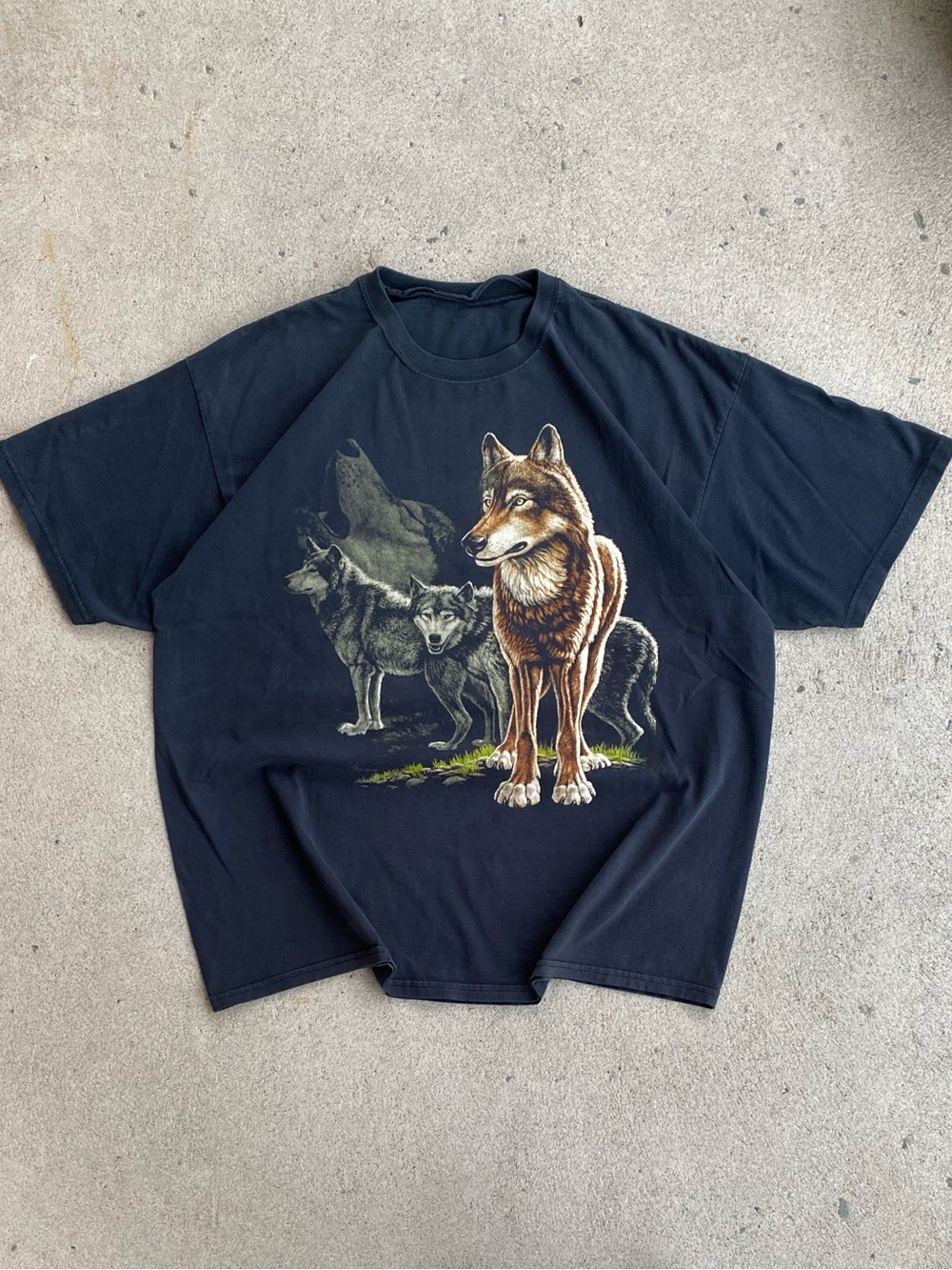 90s Vintage Wolf Wildlife/Nature Tee Shirt